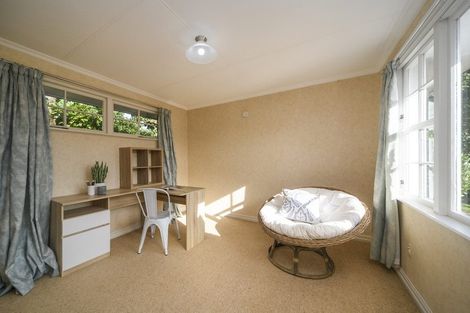 Photo of property in 23 Redwood Grove, Hokowhitu, Palmerston North, 4410