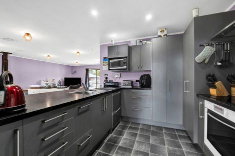 Photo of property in 53 Seyton Street, Stratford, 4332