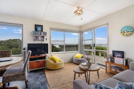 Photo of property in 636 Aranga Coast Road, Aranga, 0376