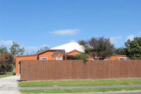 Photo of property in 3 Hayley Grove, Papamoa Beach, Papamoa, 3118