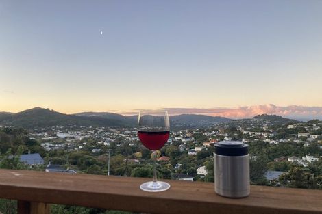 Photo of property in 16 Voltaire Street, Karori, Wellington, 6012