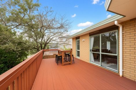 Photo of property in 4 San Pablo Way, Henderson, Auckland, 0612
