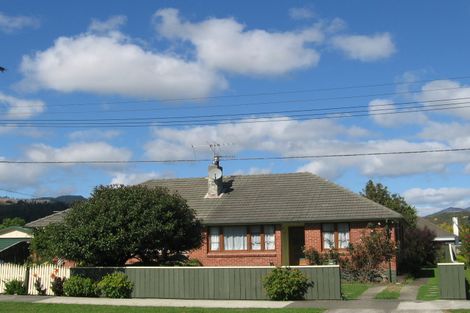 Photo of property in 16 Hazel Street, Ebdentown, Upper Hutt, 5018