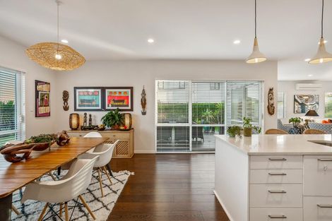 Photo of property in 64 Kaipara Portage Road, Riverhead, 0820