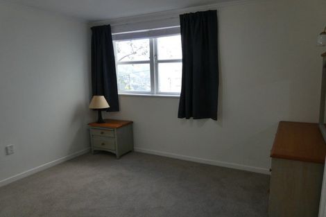 Photo of property in 29 Grove Road, Kelburn, Wellington, 6012