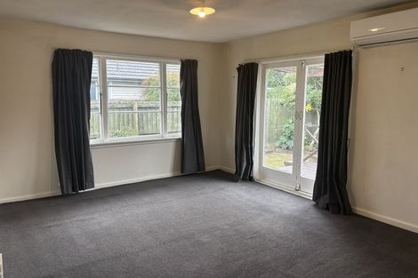 Photo of property in 1/11 Dunedin Street, Redwood, Christchurch, 8051