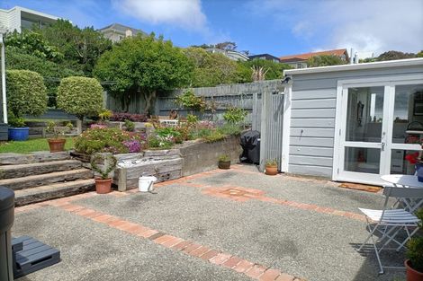 Photo of property in 17 Fernhill Terrace, Wadestown, Wellington, 6012