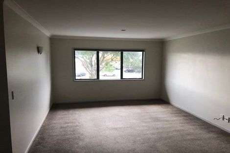 Photo of property in 2/80 Gunner Drive, Te Atatu Peninsula, Auckland, 0610