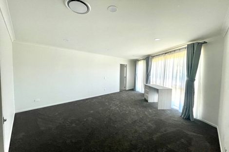 Photo of property in 2e Matatahi Road, Flat Bush, Auckland, 2019