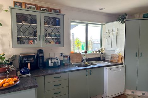Photo of property in 77 Patons Rock Road, Patons Rock, Takaka, 7182