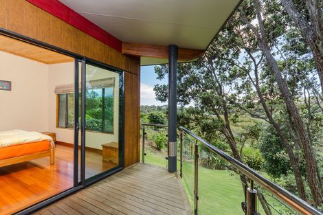 Photo of property in 106 Kemp Road, Massey, Auckland, 0614