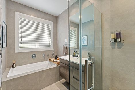 Photo of property in 61 Pitoitoi Drive, Riverhead, 0820