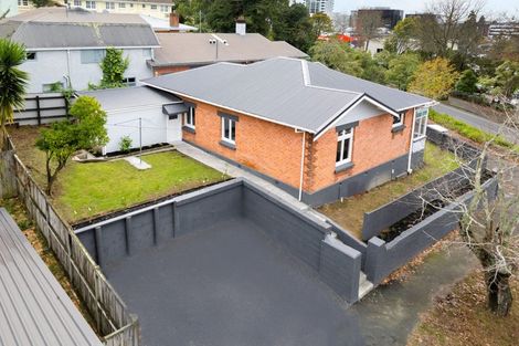 Photo of property in 8 Pembroke Lane, Hamilton Lake, Hamilton, 3204