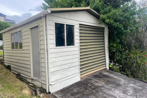 Photo of property in 68 Reynella Drive, Massey, Auckland, 0614