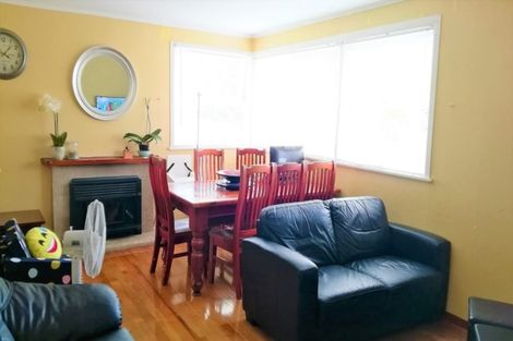 Photo of property in 27 Statesman Street, Henderson, Auckland, 0612