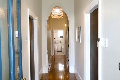 Photo of property in 129 Bristol Street, St Albans, Christchurch, 8014