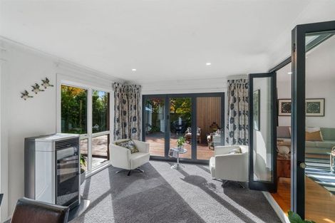 Photo of property in 4 Elwyn Place, Avonhead, Christchurch, 8042
