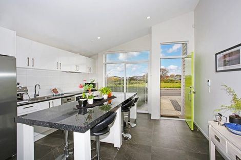Photo of property in 18 Park Chester Road, Pukekohe, 2120