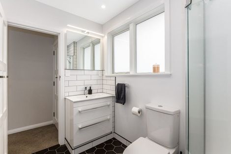Photo of property in 341c Waiwhetu Road, Fairfield, Lower Hutt, 5011