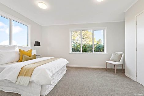 Photo of property in 48 Spence Road, Henderson, Auckland, 0612