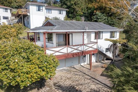 Photo of property in 76 Powrie Street, Glenfield, Auckland, 0629