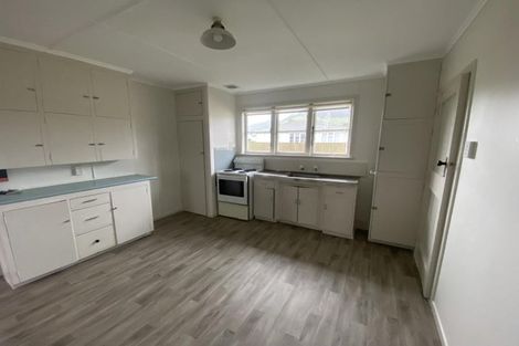 Photo of property in 10 Pukemiro Road, Te Kamo, Whangarei, 0112