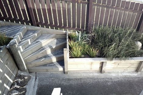 Photo of property in 1/43 Edgecombe Street, Newlands, Wellington, 6037