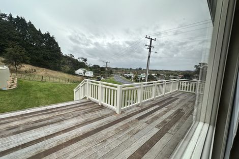 Photo of property in 33 Koheroa Road, Mercer, 2474