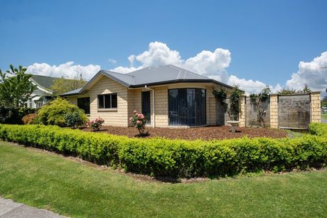 Photo of property in 63 Grosvenor Street, Cambridge, 3434