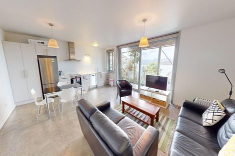 Photo of property in 16 Napier Street, Karaka Bays, Wellington, 6022