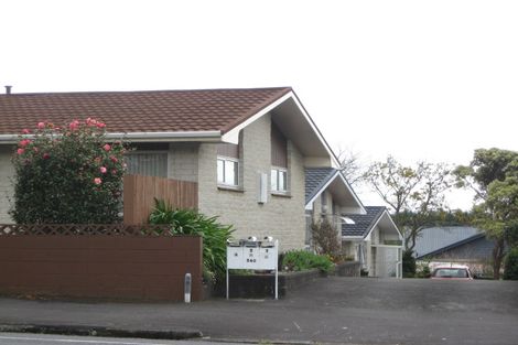 Photo of property in 3/340 Devon Street West, New Plymouth, 4310