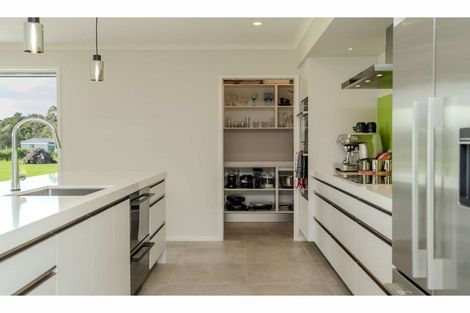 Photo of property in 129 Waitotara Drive, Waipapa, 0230