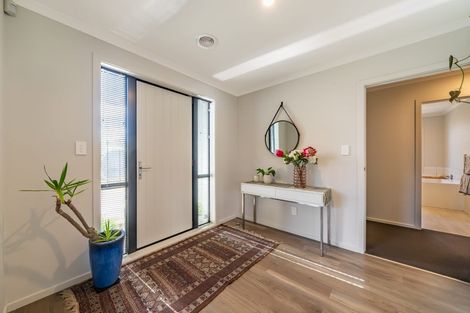 Photo of property in 6 Schooner Drive, Whitby, Porirua, 5024