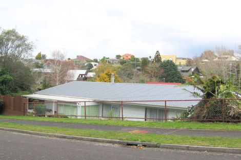 Photo of property in 6 Fairmont Terrace, Otumoetai, Tauranga, 3110