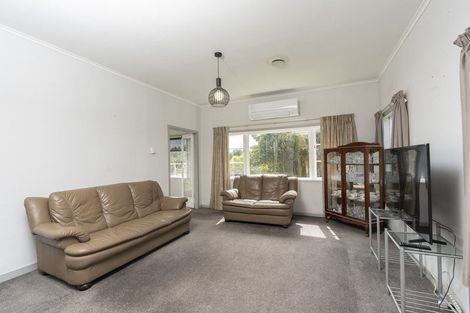 Photo of property in 37 Ngapuke Lane, Parua Bay, 0192
