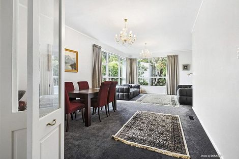Photo of property in 9 Newcombe Crescent, Karori, Wellington, 6012