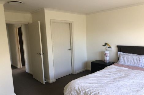 Photo of property in 87 Saint James Drive, Huntington, Hamilton, 3210