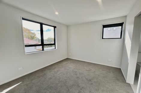 Photo of property in 2/10 Surrey Street, Linwood, Christchurch, 8062