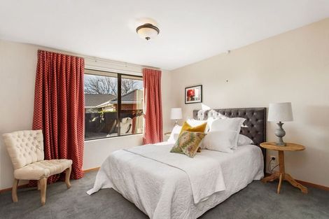 Photo of property in 8 Tuscany Place, Beckenham, Christchurch, 8023