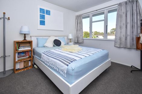 Photo of property in 12 Crampton Place, Manurewa, Auckland, 2102