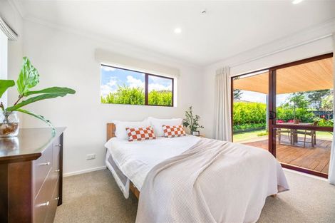 Photo of property in 732d Te Atatu Road, Te Atatu Peninsula, Auckland, 0610