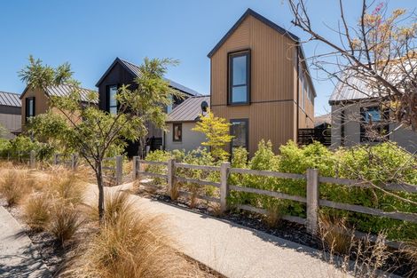 Photo of property in 15 Mulholland Drive, Jacks Point, 9371