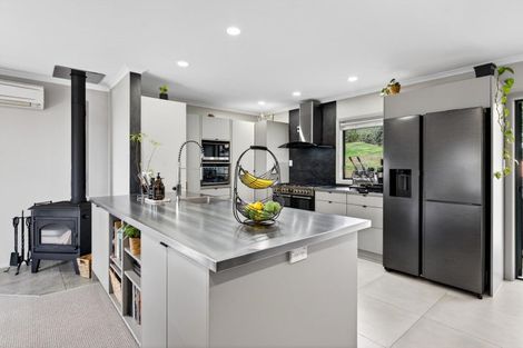 Photo of property in 16 Awarua Crescent, Havelock North, 4130