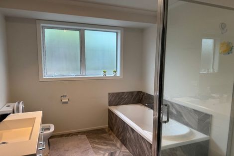 Photo of property in 4 Ratahi Way, Omokoroa, 3114