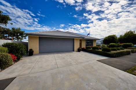 Photo of property in 33 Kotuku Road, South Bay, Kaikoura, 7300