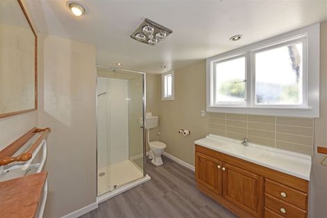 Photo of property in 84 Racecourse Road, Sockburn, Christchurch, 8042