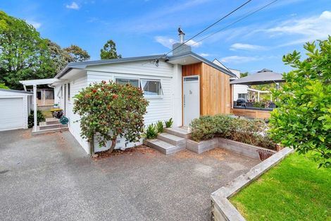 Photo of property in 9 Wharf Road, Te Atatu Peninsula, Auckland, 0610