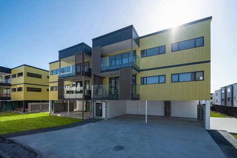 Photo of property in 1/1g Dishys Road, Flat Bush, Auckland, 2019