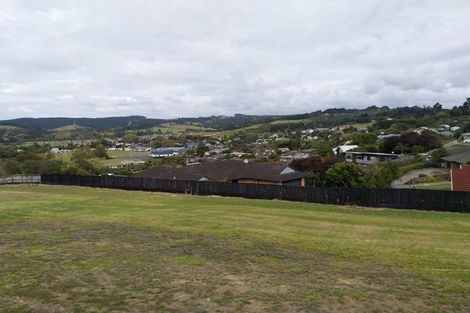 Photo of property in 4a Forlong Rise, Helensville, 0800