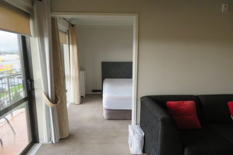 Photo of property in The Rennaissance, 6c/18 Ronwood Avenue, Manukau, Auckland, 2104
